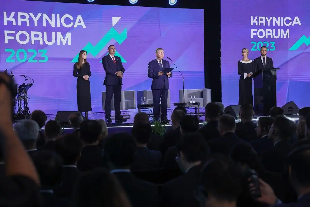W Krynicy-Zdroju rozpoczęło się międzynarodowe wydarzenie – Krynica Forum 2023