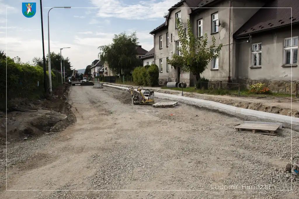 Dobiega końca kompleksowy remont ul. 29 Listopada w Nowym Sączu
