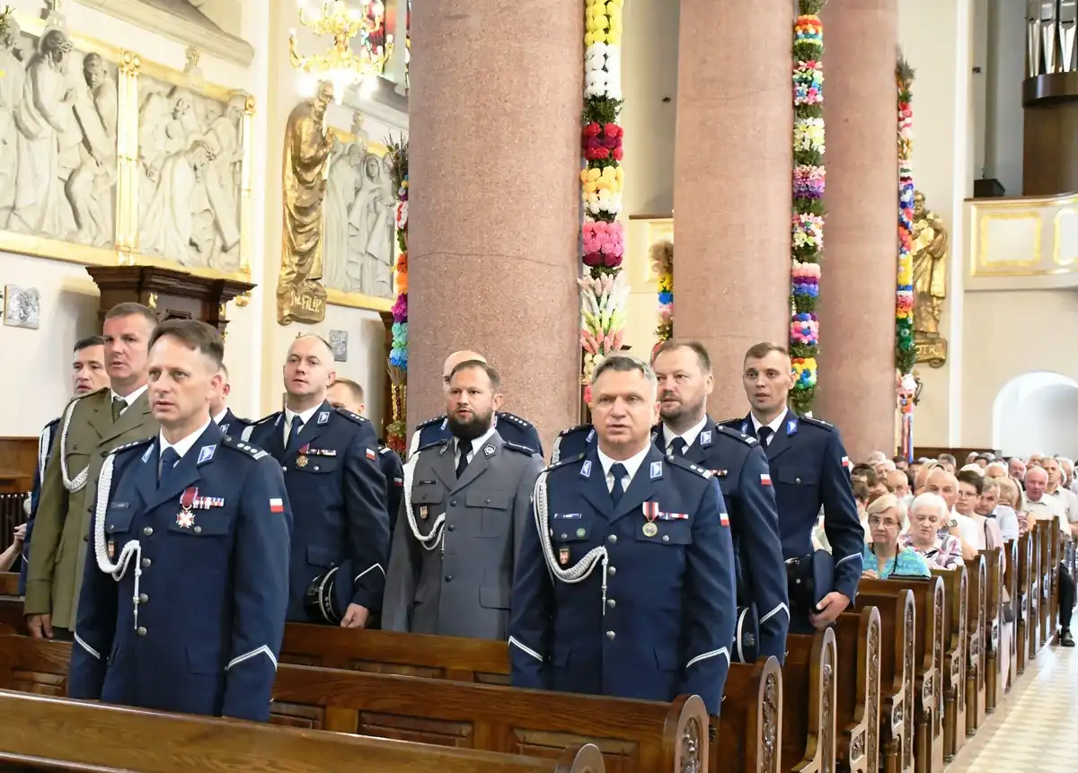 Modlitwa za mundur. Uroczysta msza w Bazylice w Limanowej