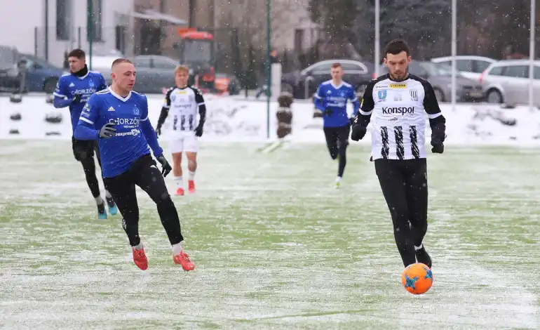 Pierwszy sparing w okresie przygotowawczym zakończony zwycięstwem Ruchu Chorzów