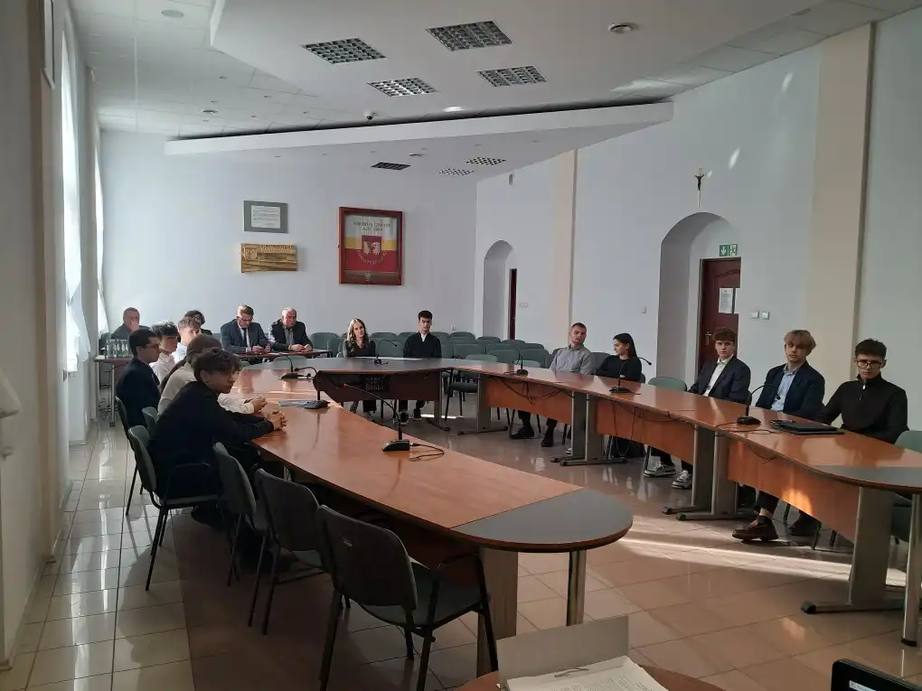 Wolontariat, ekologia i edukacja w centrum uwagi Młodzieżowej Rady Powiatu Gorlickiego