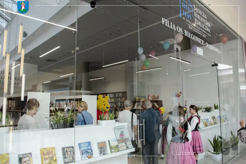 W Galerii Sandecja otwarto nową filię Sądeckiej Biblioteki Publicznej