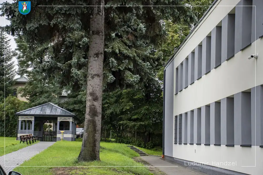 Uczniowie ze Szkoły Podstawowej nr 6 rozpoczynają naukę w wyremontowanym budynku