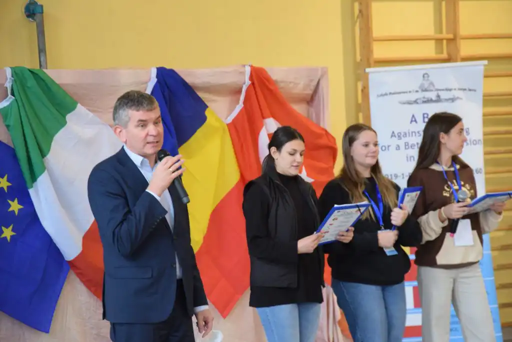 Goście z Turcji i Rumunii w Szkole Podstawowej nr 2 w Starym Sączu