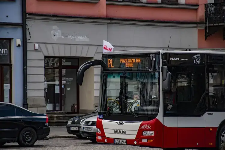 Kursy autobusów MPK w związku z remontem wiaduktu na ul. Zielonej
