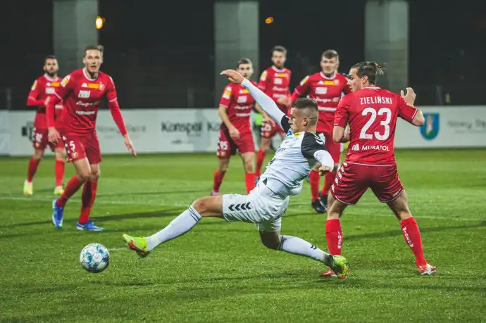 Sandecja remisuje z Widzewem Łódź