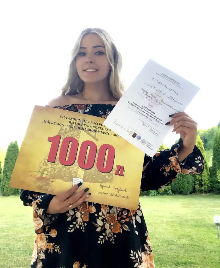 Uczennica ZSP w Krynicy-Zdroju laureatką Wojewódzkiego Konkursu Historycznego