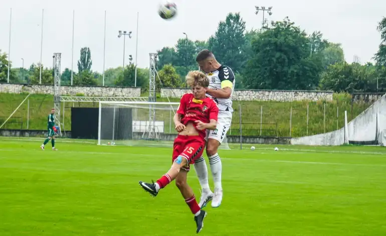 Sandecja Nowy Sącz remisuje z Zagłębiem Sosnowiec w drugim meczu towarzyskim