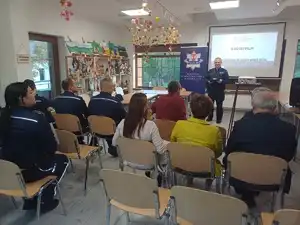 Debaty społeczne w Ropie i Gorlicach. Policja i mieszkańcy wspólnie o bezpieczeństwie