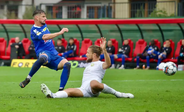 Sandecja przegrywa z Puszczą Niepołomice
