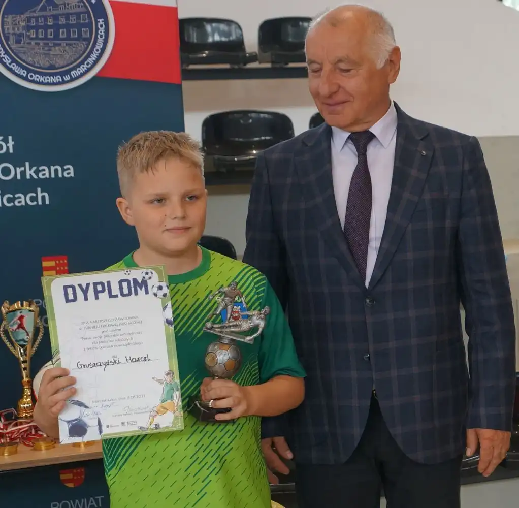 Młodzi piłkarze walczyli o Puchar Starosty Nowosądeckiego
