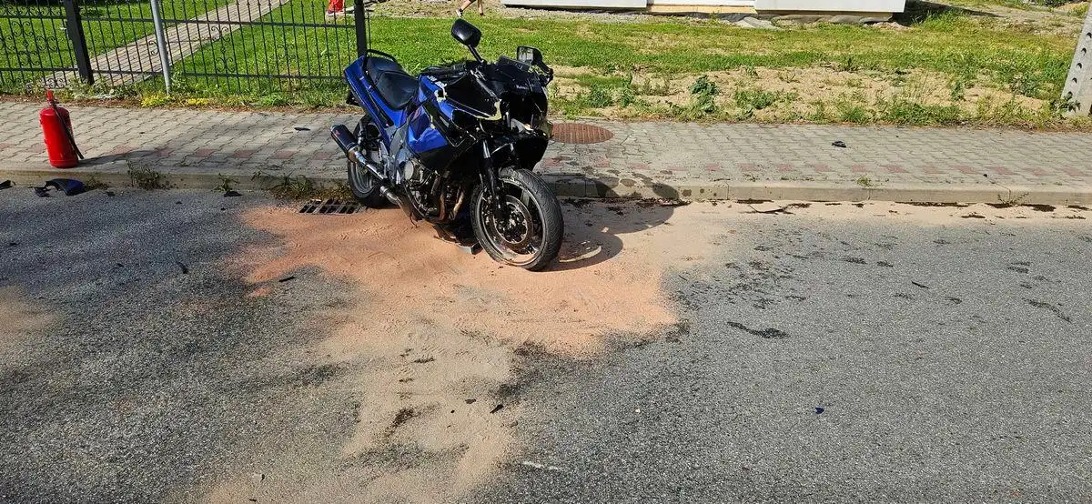 Wypadek w Olszanie. Jedna osoba trafiła do szpitala