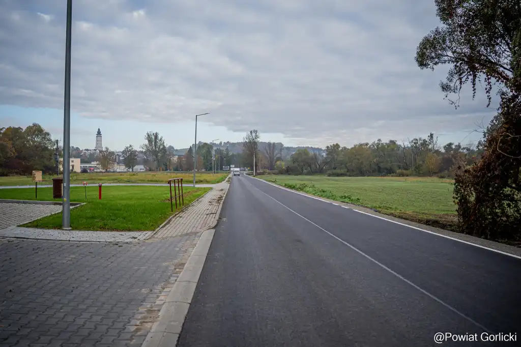 Nowa nawierzchnia na drodze Biecz–Korczyna–Libusza–Kobylanka. Remont zakończony
