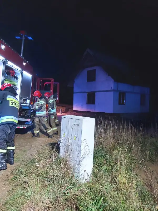 Pożar w Powroźniku. Płonął nowobudowany dom
