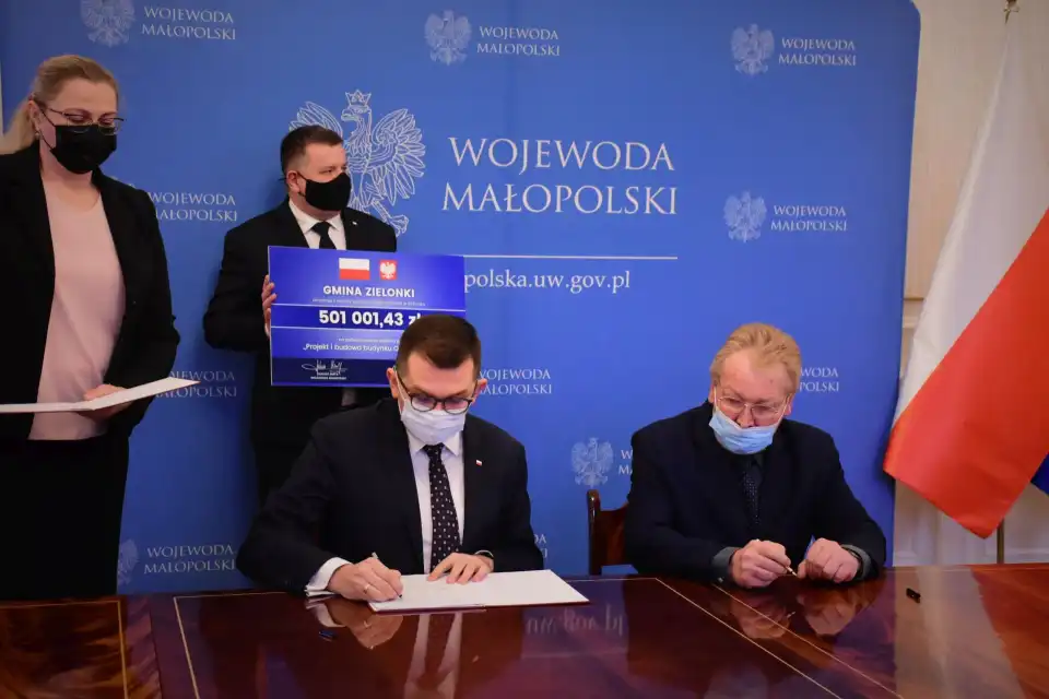 Gminy Łącko i Sękowa z dofinansowaniem z rezerwy ogólnej budżetu państwa