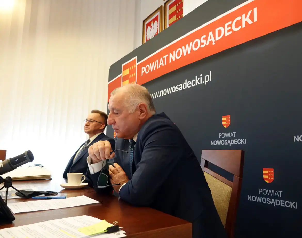 Sesja budżetowa Rady Powiatu Nowosądeckiego. Sporo pieniędzy na inwestycje