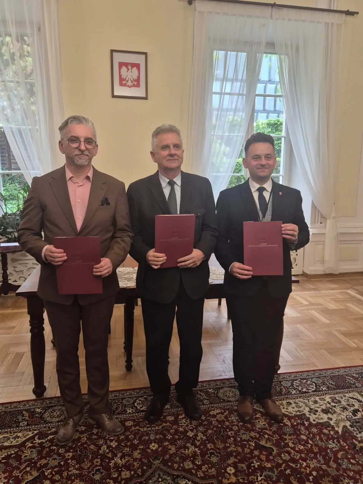 Kultura i sztuka wrócą do Dworu w Jeżowie. Jest oficjalne porozumienie