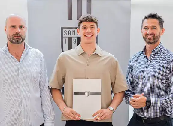 Konrad Tokarz zostaje na kolejny sezon w Sandecji
