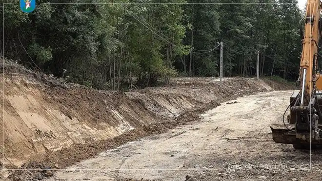 Nowy Sącz: Trwają prace przy stabilizacji osuwiska przy ul. Zalesie. Zaplanowano również odbudowę jezdni