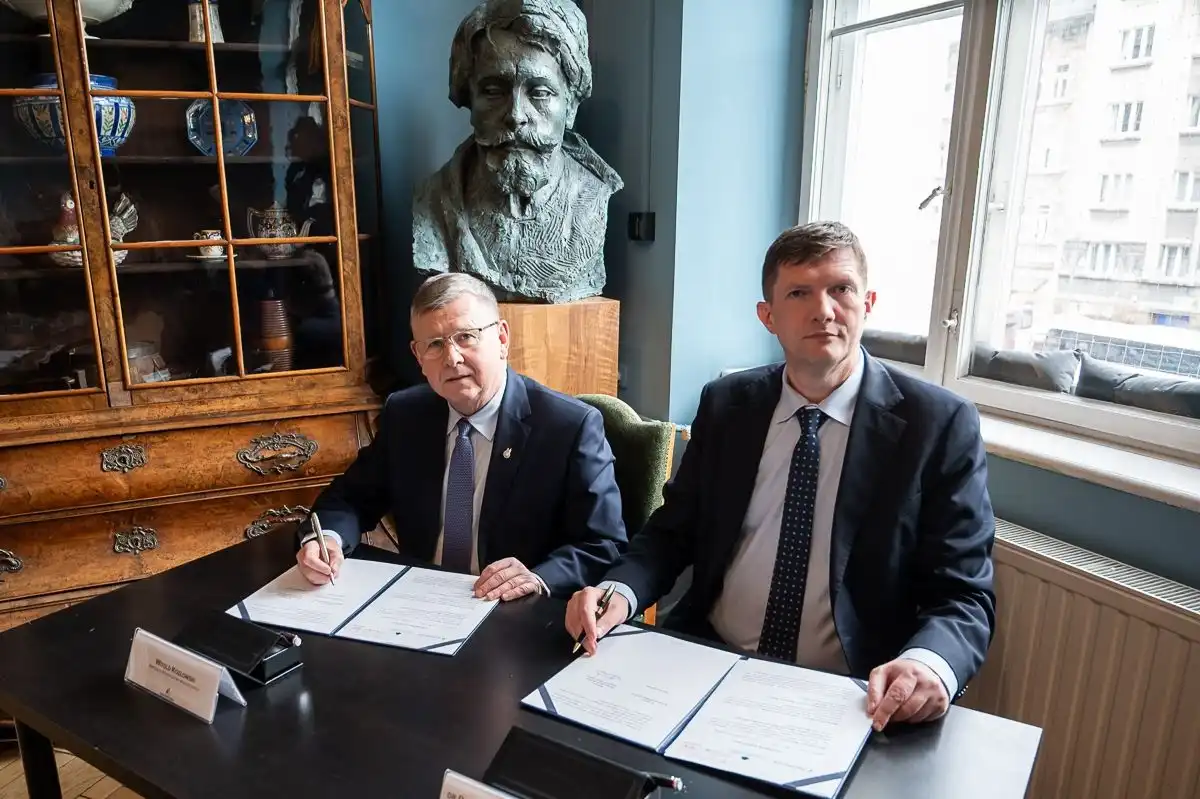 WSB-NLU podpisała porozumienie o współpracy z Województwem Małopolskim