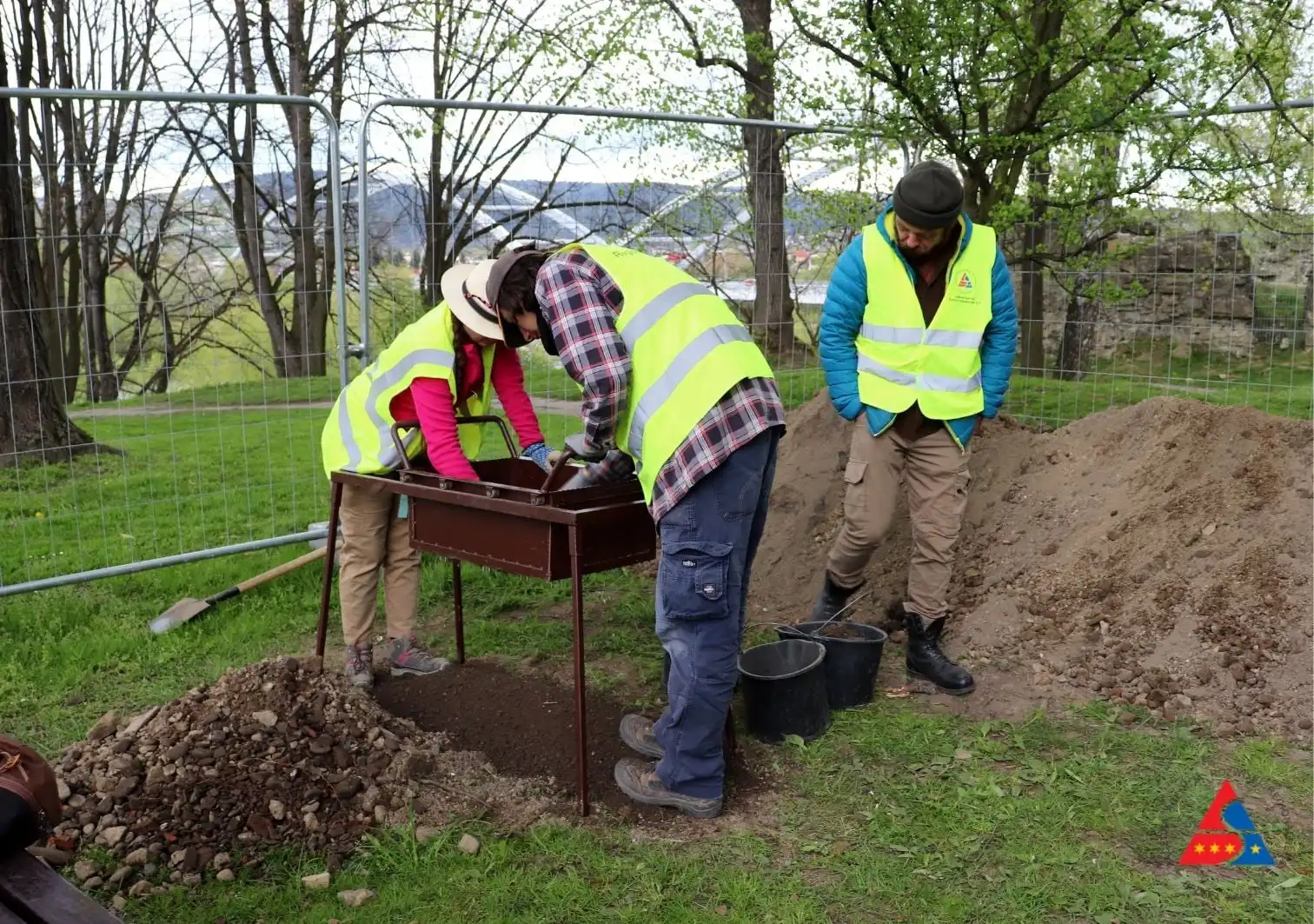 Na Zamku w Nowym Sączu rozpoczęły sie badania archeologiczne