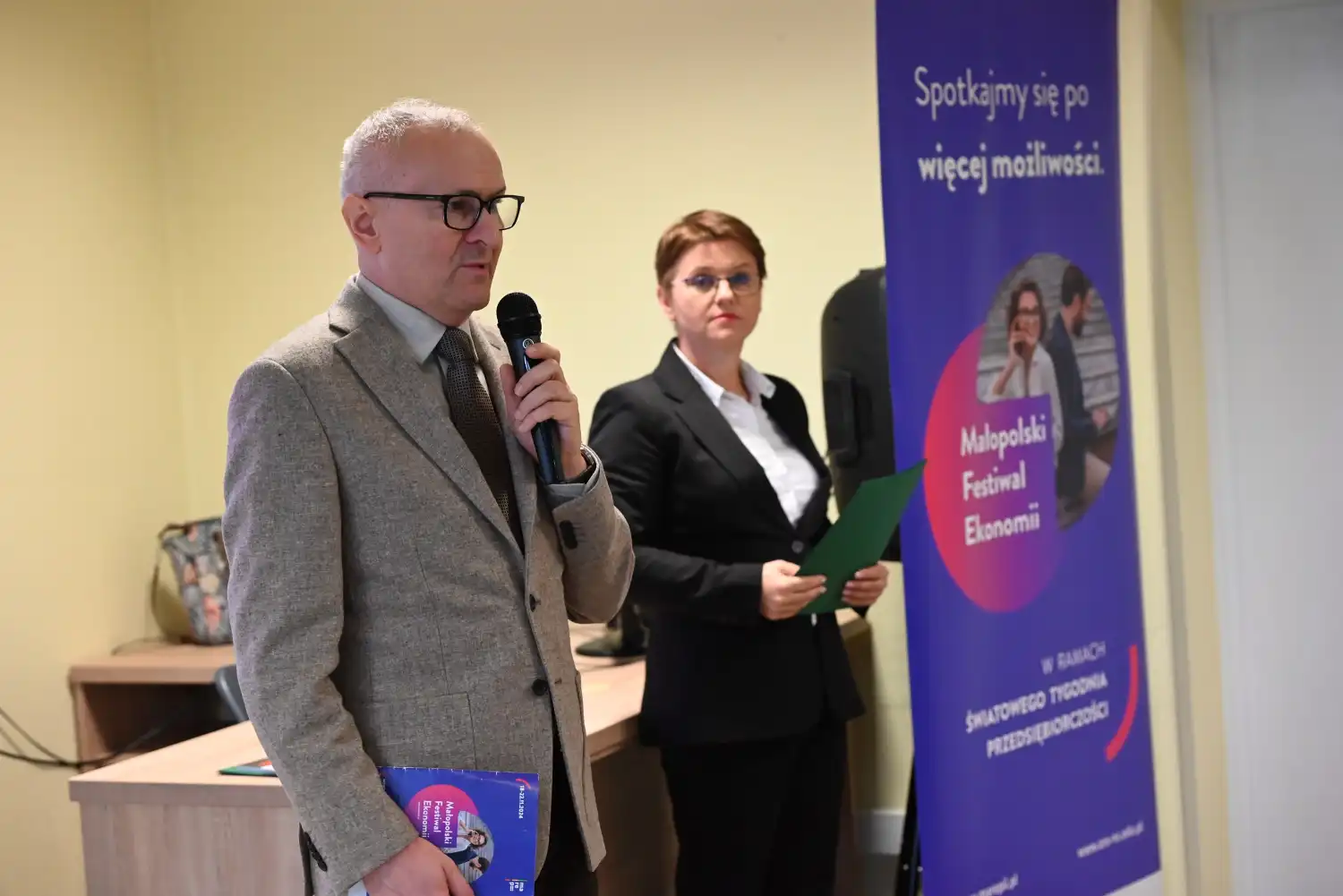 Innowacje w edukacji językowej. Małopolski Festiwal Ekonomii o przyszłości tłumaczeń