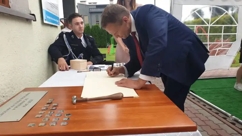 W kościele parafialnym w Świniarsku poświęcono i nadano sztandar OSP Podrzecze