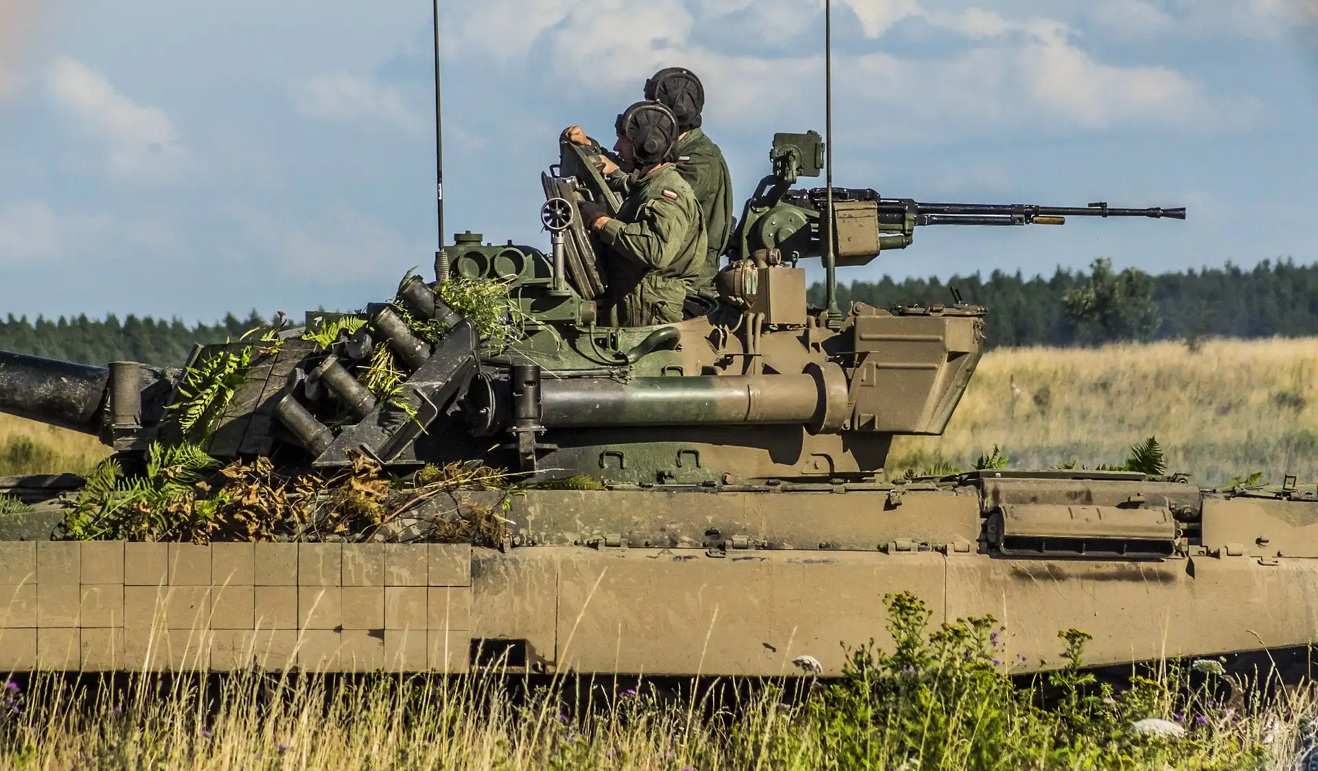 Wzmożony ruch pojazdów wojskowych. Dragon-24 wojsko na największych, planowanych ćwiczeniach