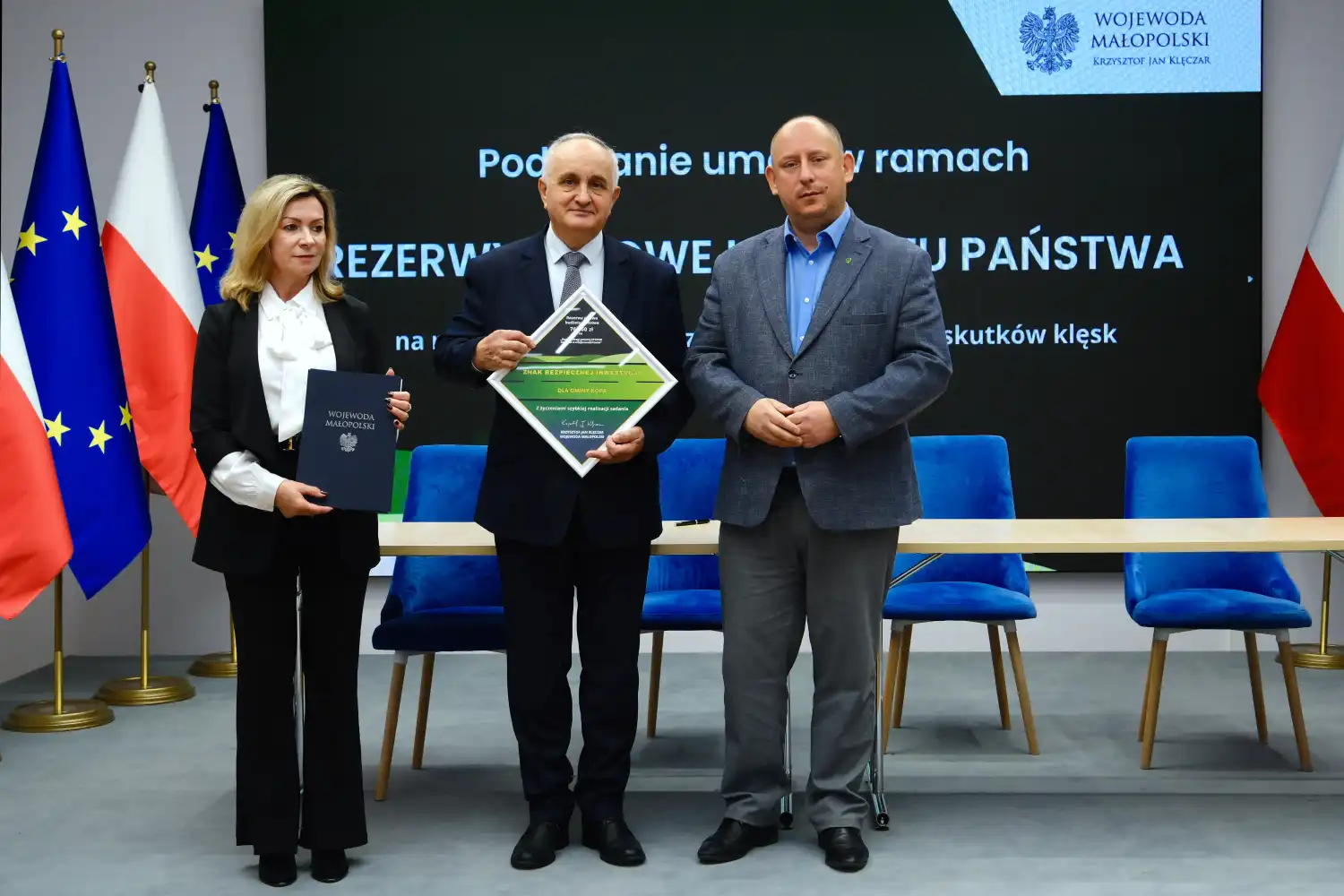 Ropa z dofinansowaniem na remont lokalnej drogi w Łosiu