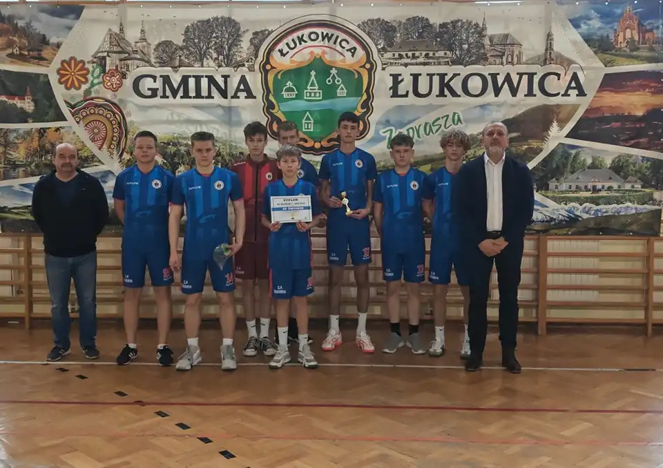 Igrzyska Młodzieży Szkolnej w Piłce Ręcznej. Sportowe emocje w Łukowicy