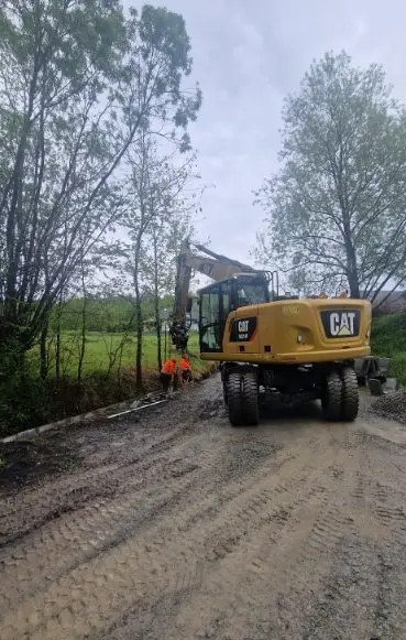 Gmina Tymbark remontuje kolejne drogi. Prace już trwają