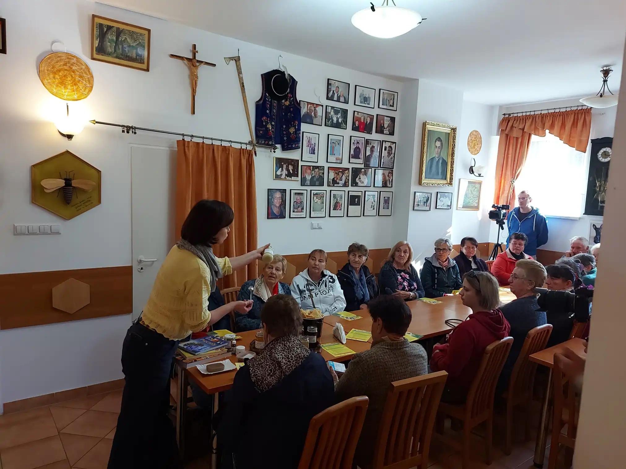 Stowarzyszeni dla Sądeckiej Ziemi z dofinansowaniem do projektu „Czym Małopolska Pszczoła może zachwycić seniora?”