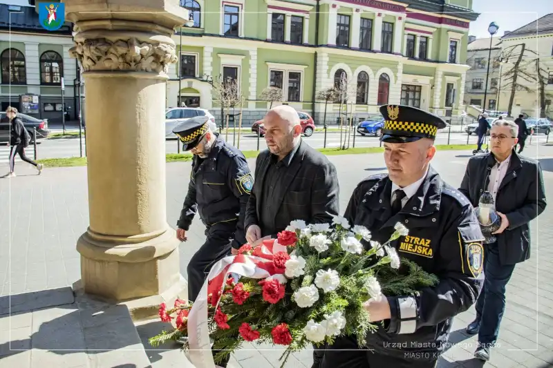 Nowy Sącz: Władze miasta uczciły pamięć ofiar zbrodni katyńskiej