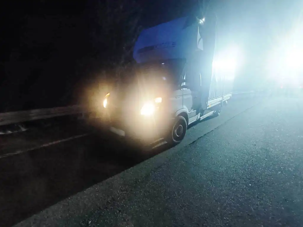 Wypadek na DK75. Dwóch kierowców w szpitalu