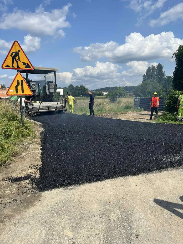 Nowa droga na Osiedlu Śródmieście niemal gotowa