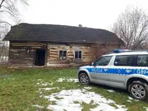 Policjanci z Biecza uratowali życie samotnie mieszkającego mężczyzny