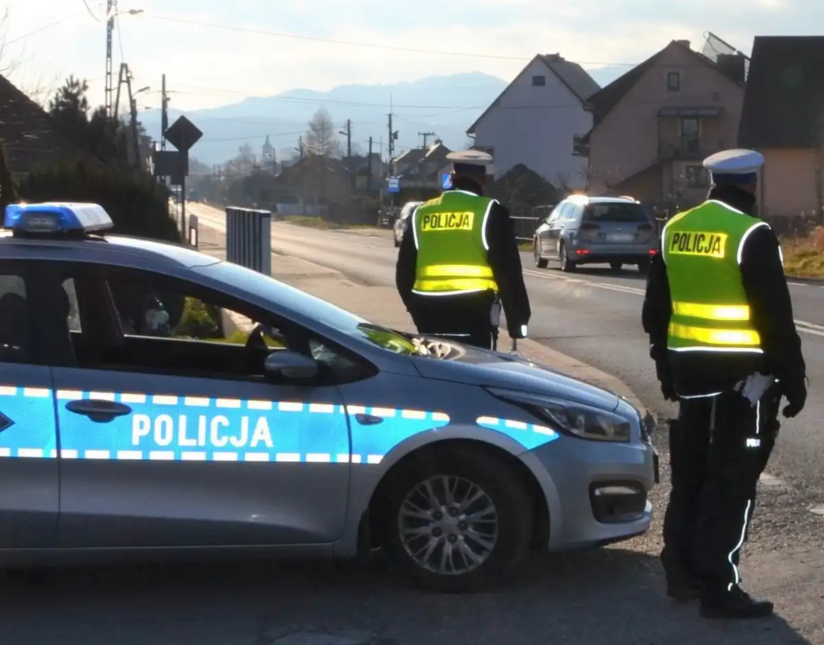 Wzmożone działania sądeckiej policji. Mundurowi radzą jak bezpiecznie spędzić Święta Wielkanocne
