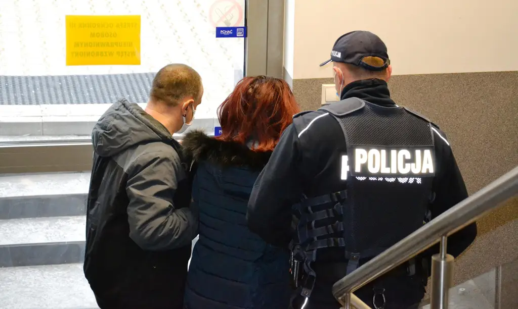 Okradały sklepy w sądeckich galeriach handlowych. Są już w rękach policji