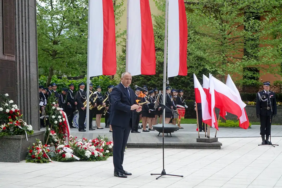 Grybów świętuje Dzień Strażaka. Wsparcie i wdzięczność dla bohaterów dnia codziennego