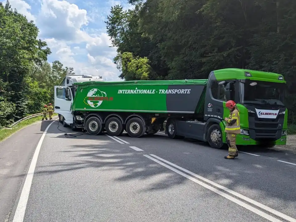 Uwaga! Droga krajowa nr 75 w Witowicach Dolnych zablokowana