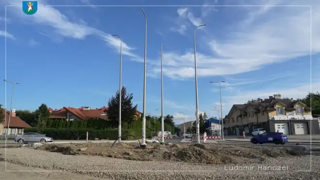Nowy Sącz: Trwają prace przy budowie ronda na skrzyżowaniu ulic Freislera i 1 Brygady