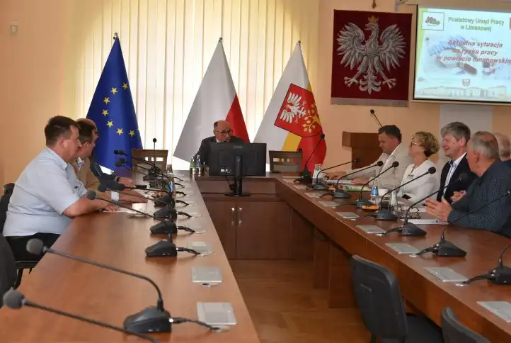 Przyszłość rynku pracy w powiecie limanowskim. Posiedzenie Powiatowej Rady Rynku Pracy