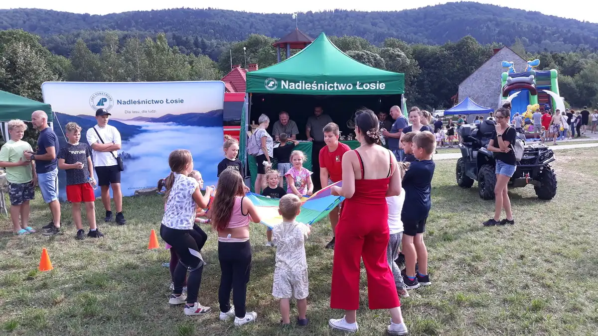 Piknik Rodzinny „Kręci mnie bezpieczeństwo nad wodą”. Uczestniczyli w nim gorliccy Policjanci