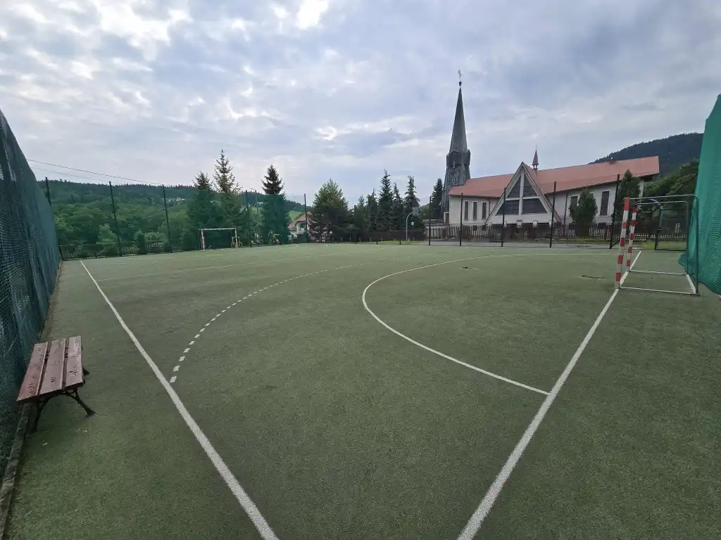 Rusza remont boiska w Młyńczyskach. Umowa podpisana