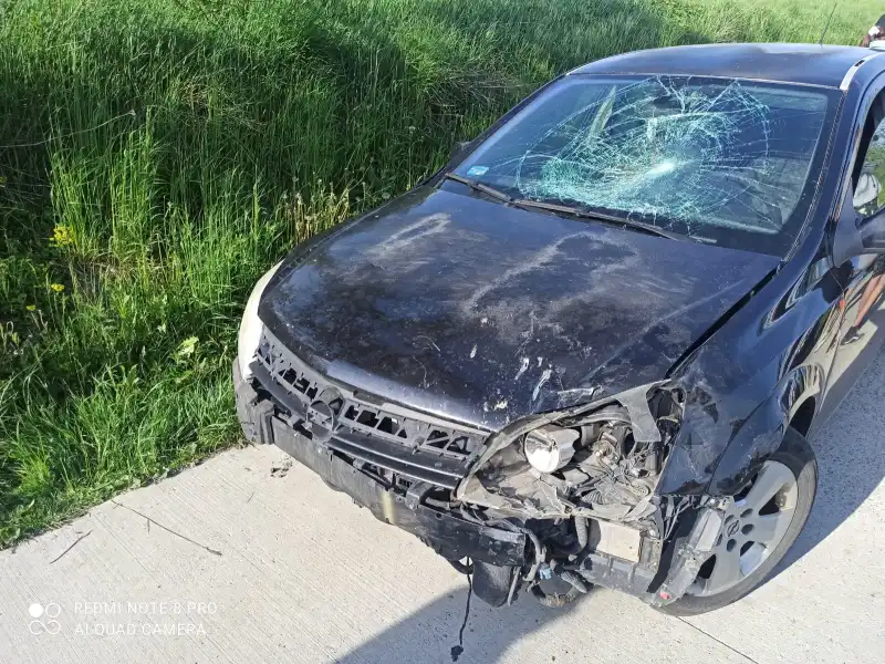 Wola Piskulina: Osobówka zderzyła się ze skuterem. Poszkodowany 22-latek trafił do szpitala