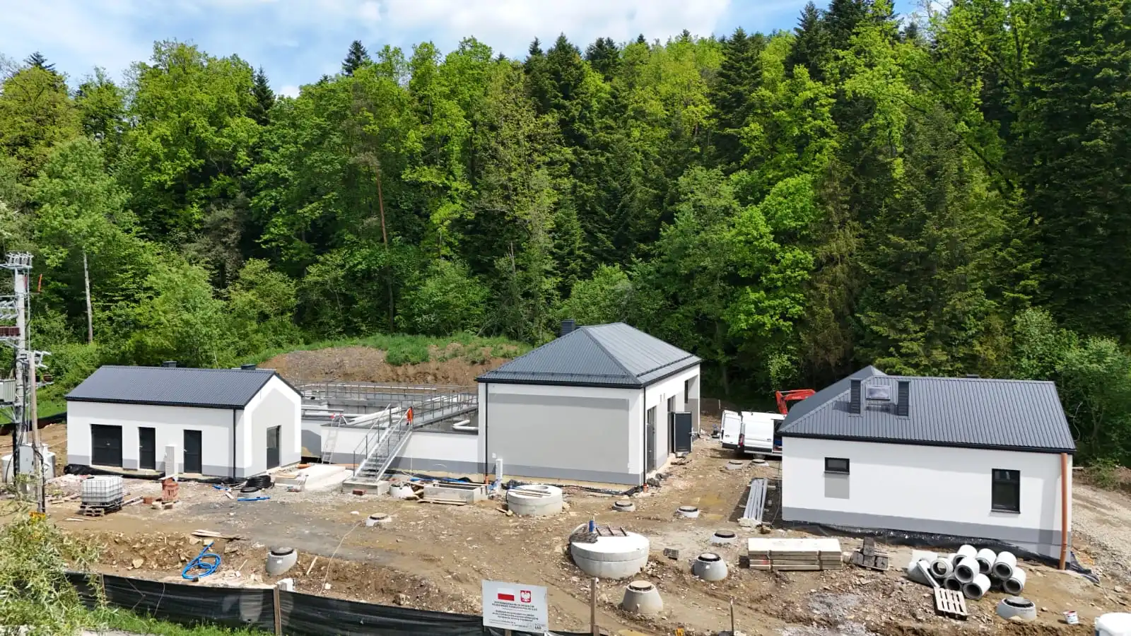 Oczyszczalnia w Łęce coraz bliżej. Ruszył montaż instalacji technologicznej