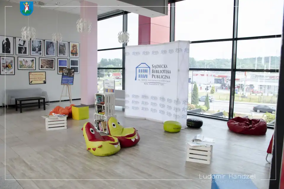 W Galerii Sandecja otwarto nową filię Sądeckiej Biblioteki Publicznej