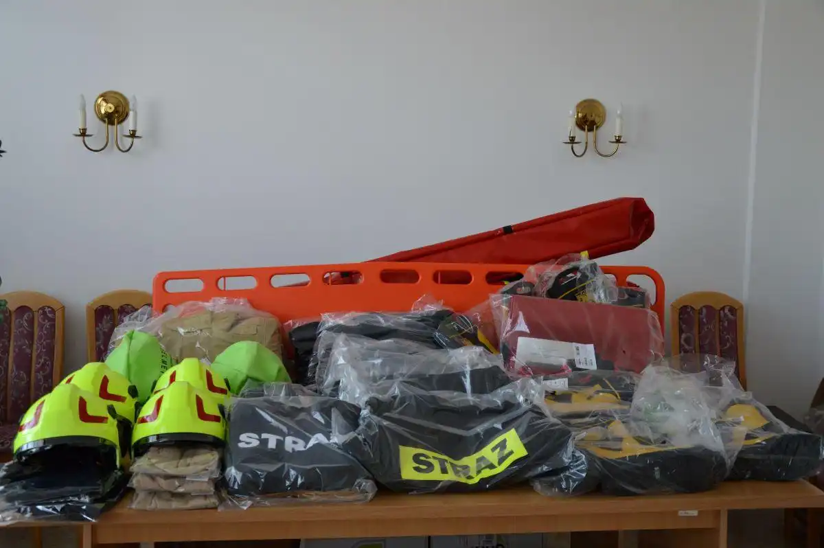 Strażacy ochotnicy z OSP Stańkowa i Tęgoborze mają nowe wyposażenie