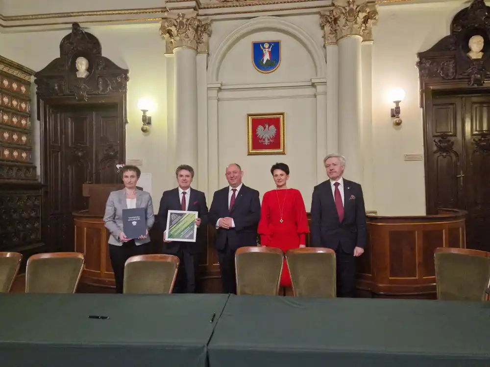 Wiosenna ofensywa drogowa rozpoczęta. Rusza remont dróg w Jamnicy i w Kamionce Wielkiej