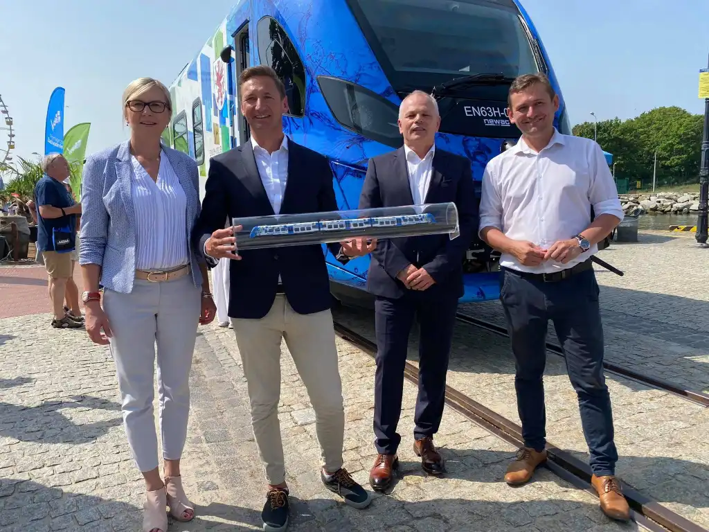 Nowa Hybryda Newagu już na Zachodniopomorskich torach
